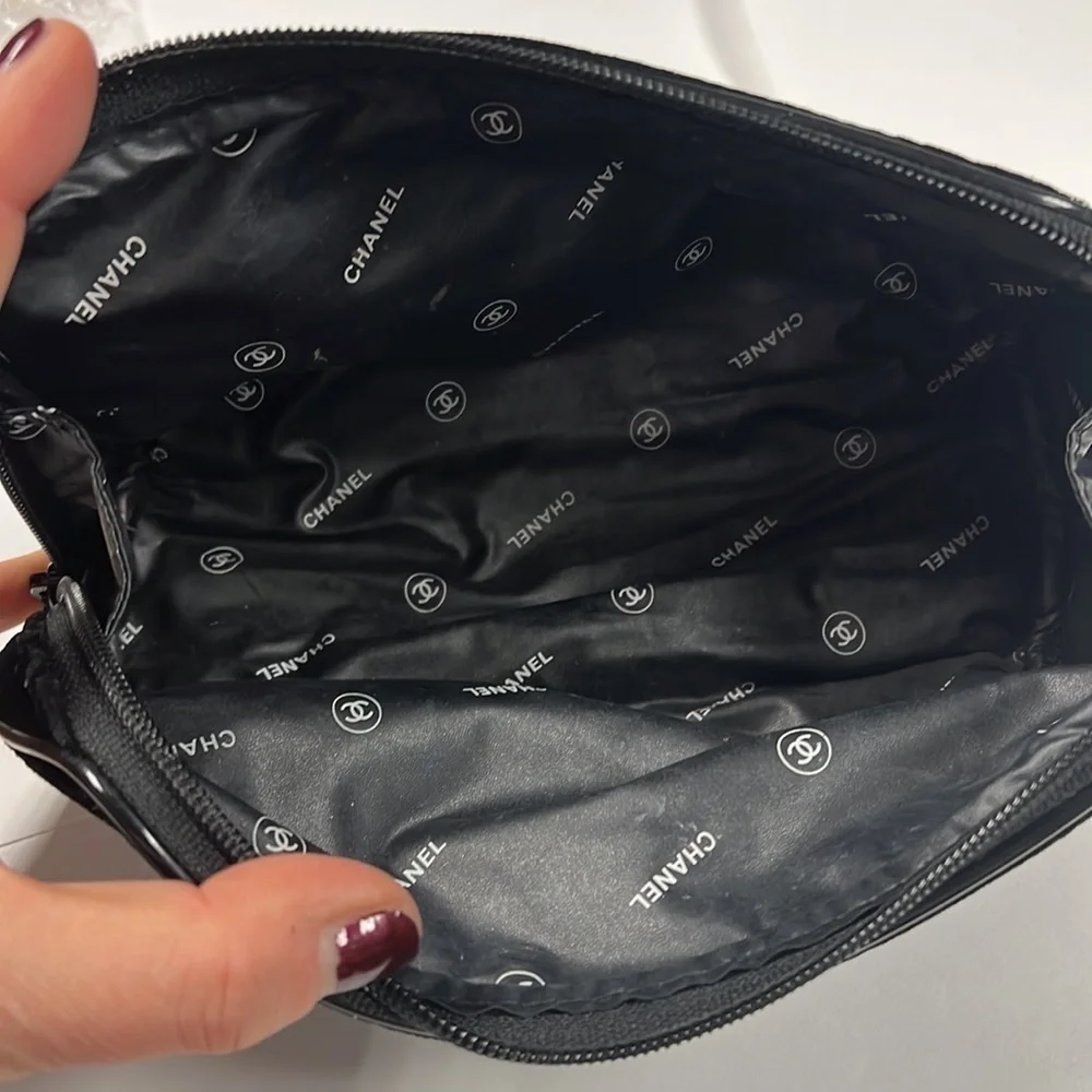 CHANEL Parfums Black Velvet Zip Clutch Pouch Cosmetics Bag